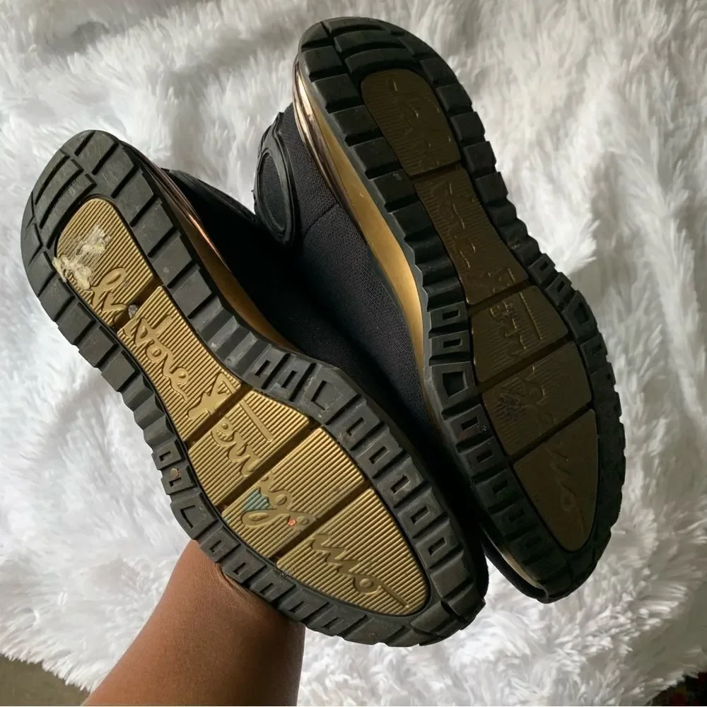 FERRAGAMO BLACK SNEAKERS